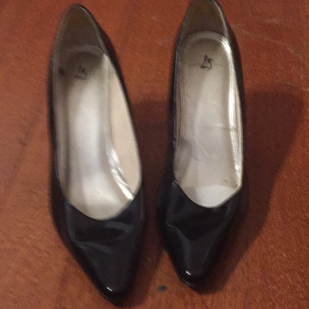 Lifestride black patent leather pumps.  Size 9